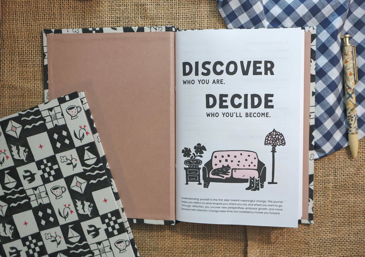Prompt Journal: Black & White Fall Pattern