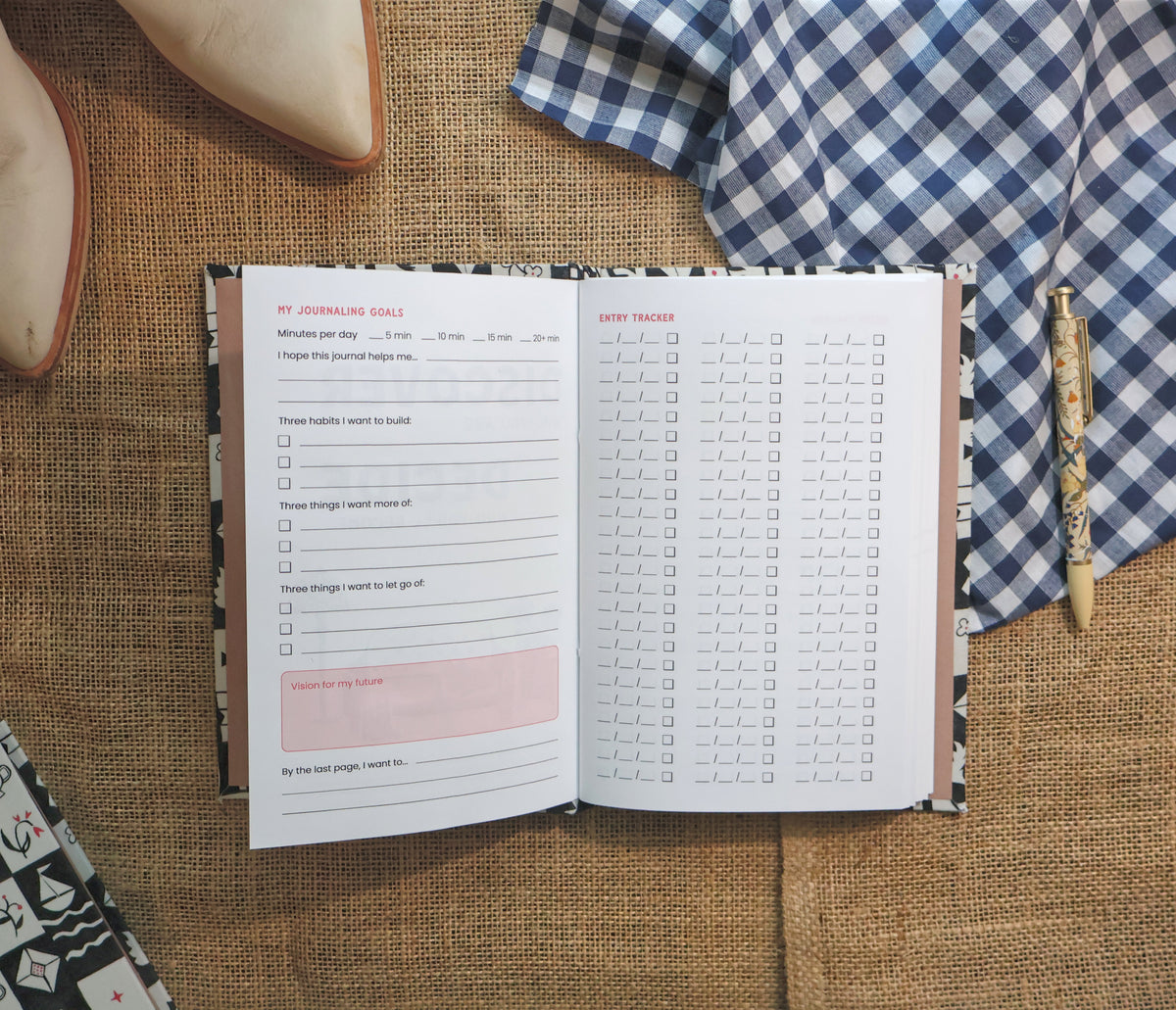 Prompt Journal: Black & White Fall Pattern