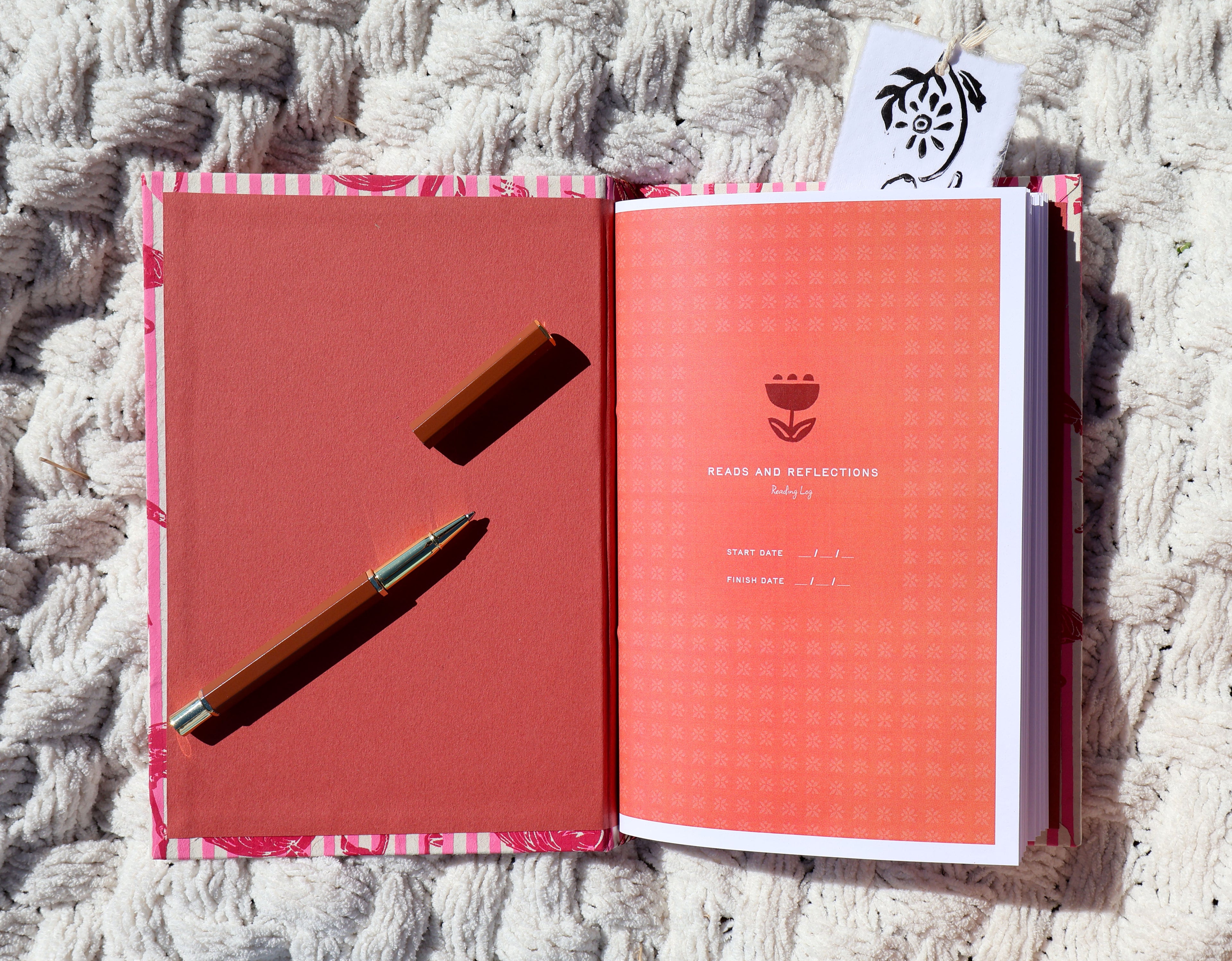 Flamingo Reading Log