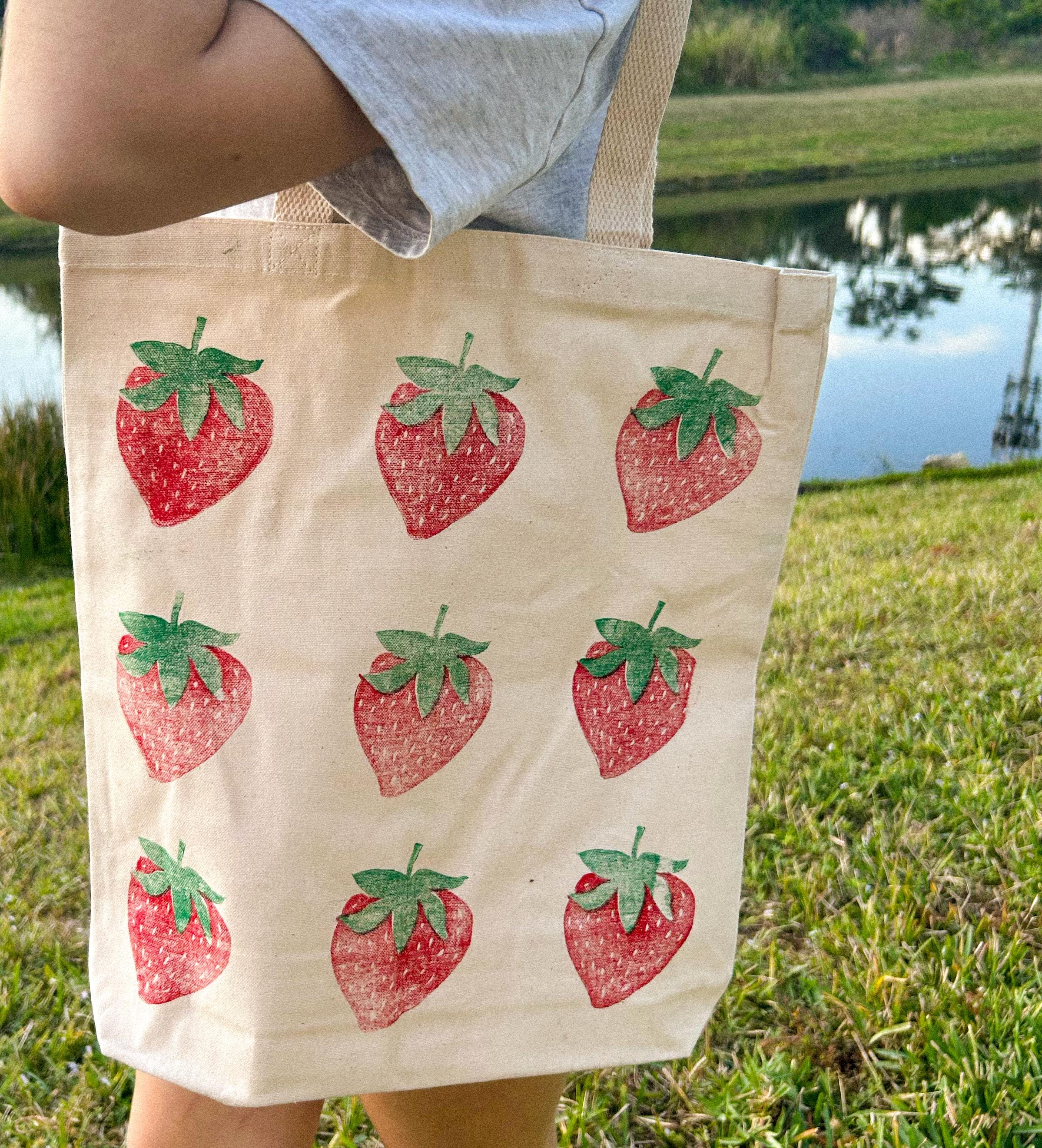Berry Tote Bag