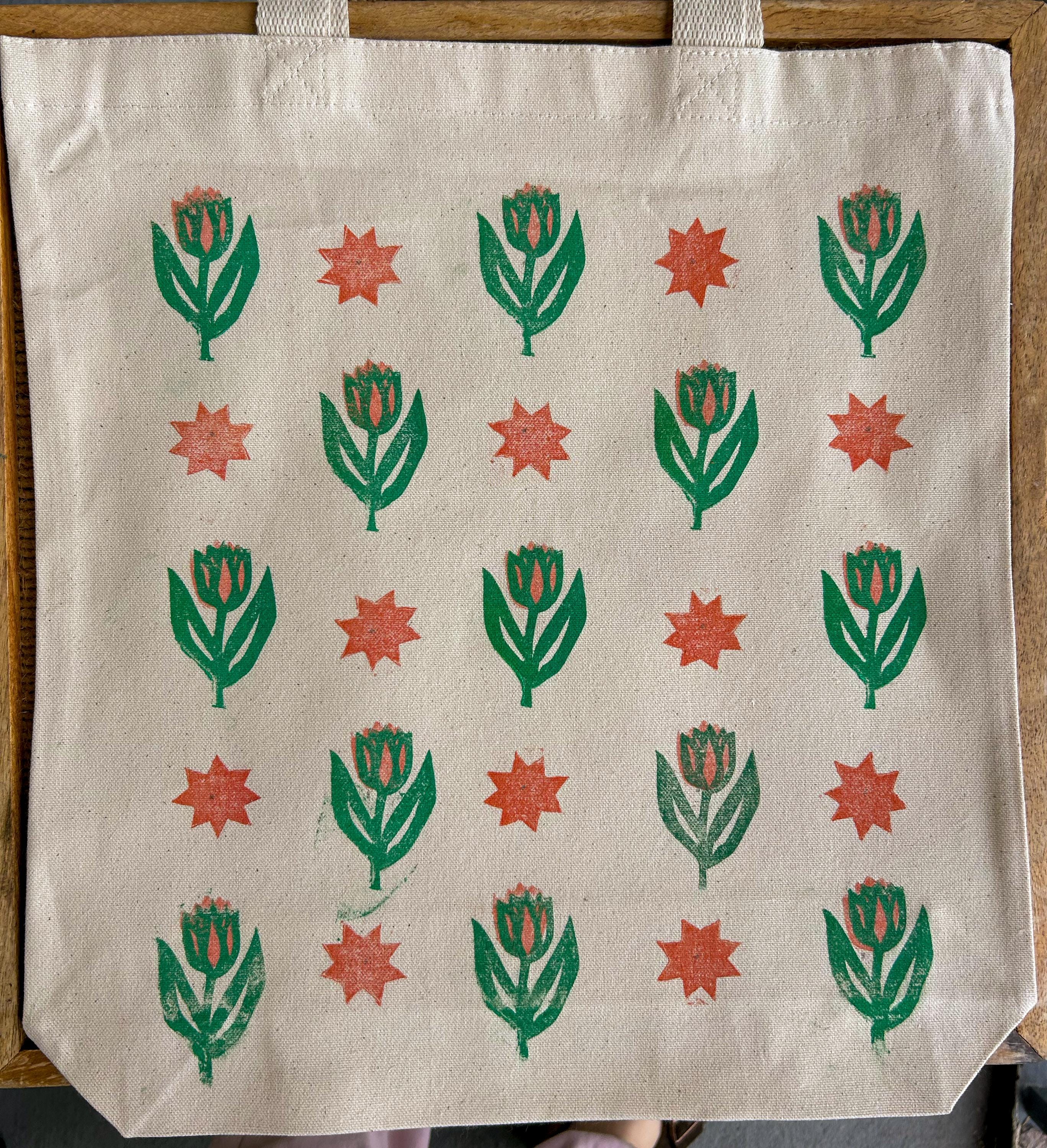 Tulip Tote Bag